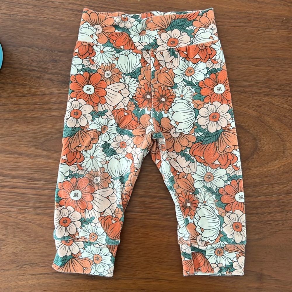 Bohemian Babies leggings (6-9m)